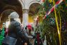 La fotogallery dell'accensione dell'albero di Natale delle 17 Contrade